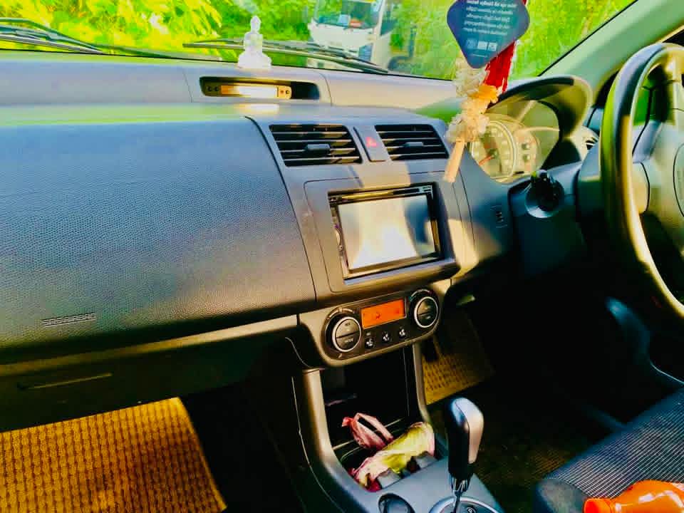 Suzuki Swift 2004 - பயன்படுத்தப்பட்டது கார் sale in Sri Lanka - patpat.lk
