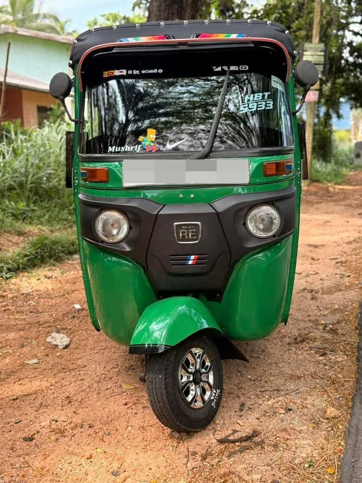 Bajaj Three Wheel 2014 - භාවිතා කරන ලද ත්‍රිරෝද රථය sale in Sri Lanka - patpat.lk