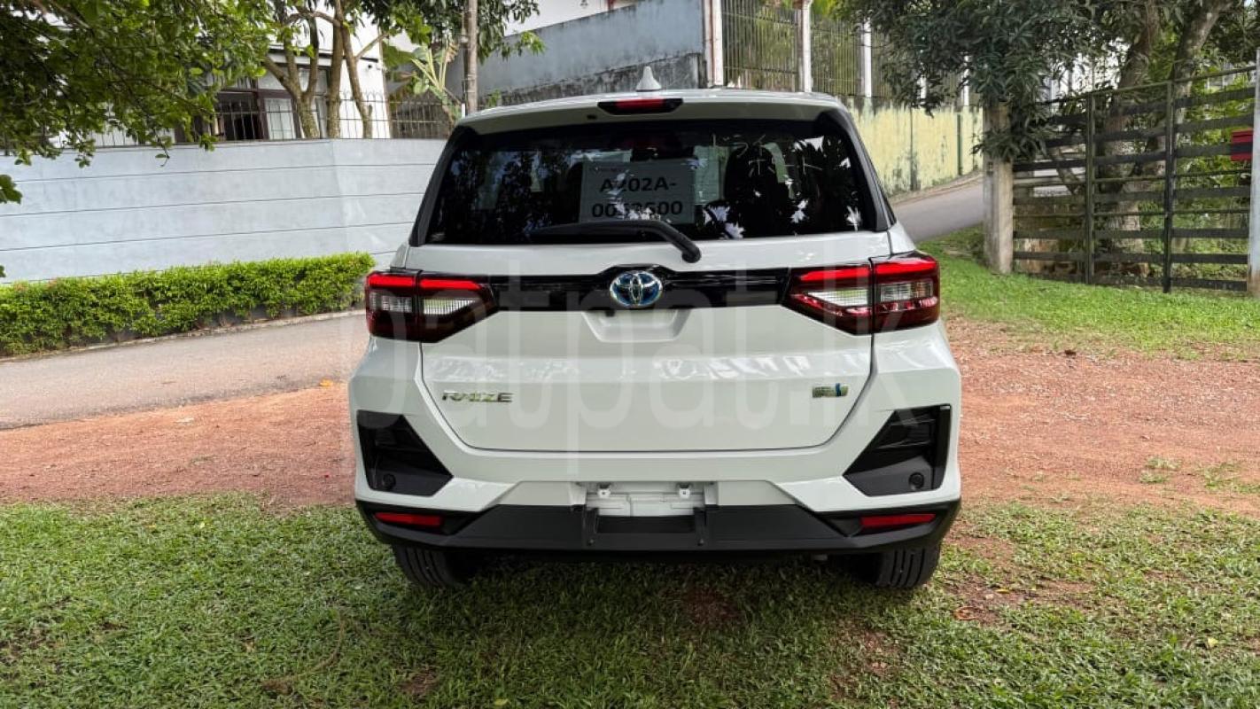 Advertisement image 6