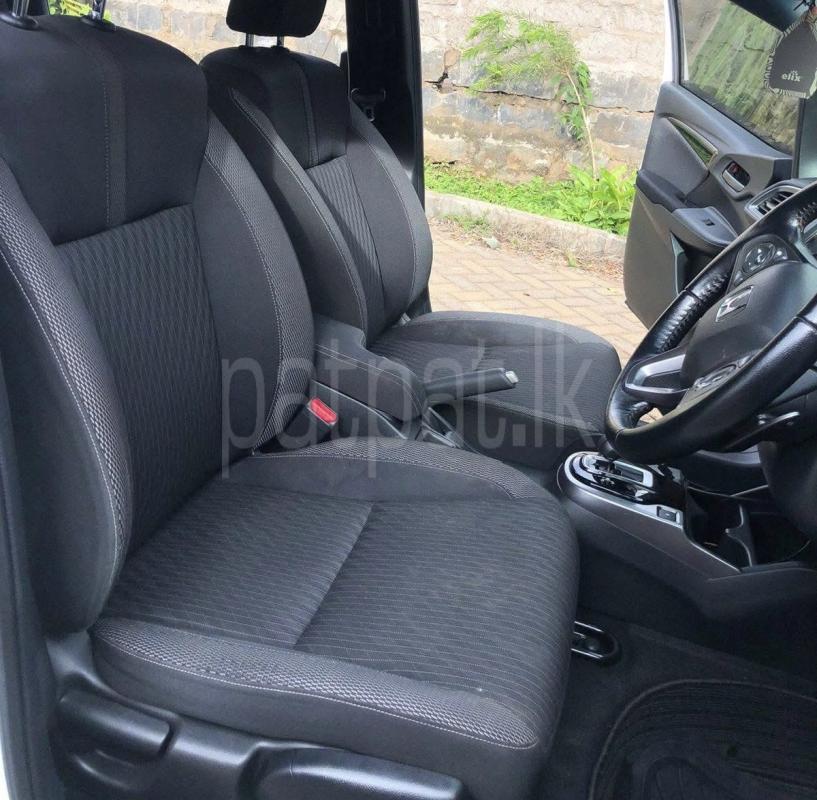 Honda Fit 2015 - பயன்படுத்தப்பட்டது கார் sale in Sri Lanka - patpat.lk