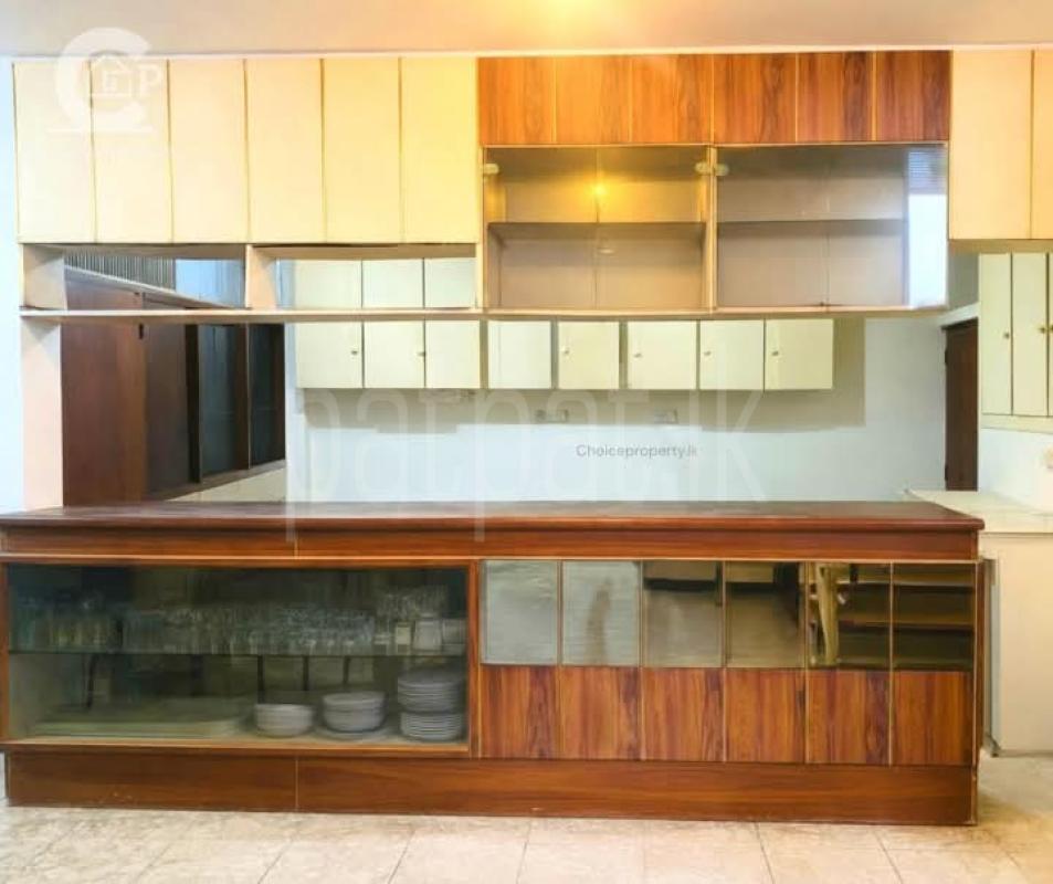 House for Sale in Kollupitiya (Colombo 03)