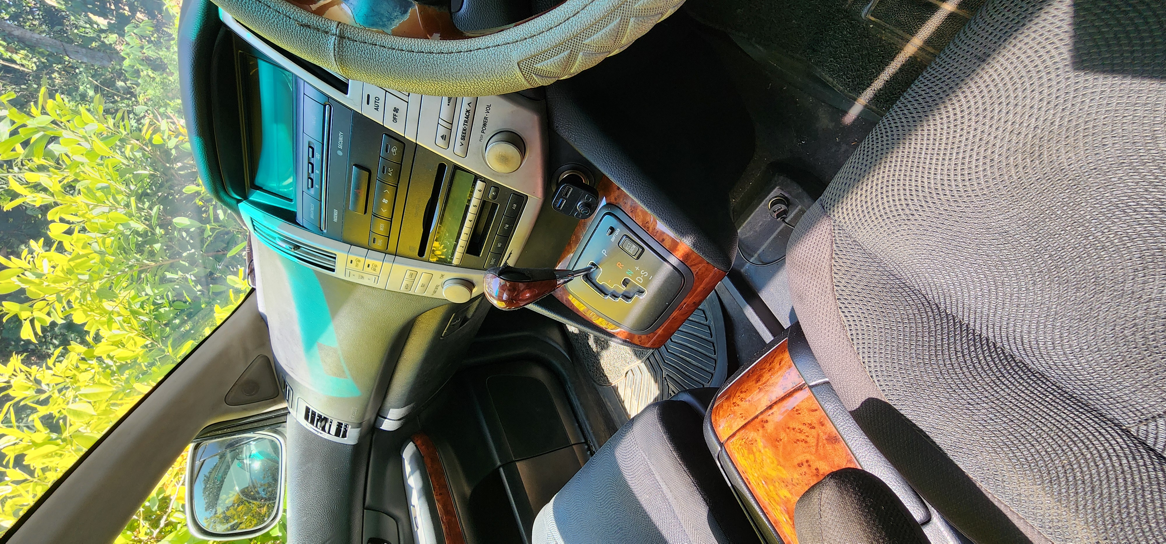 Advertisement image 3