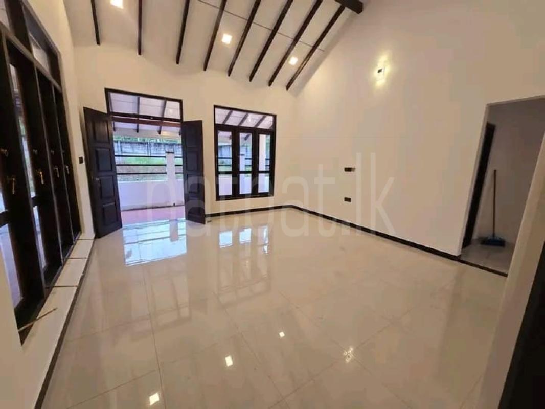 House for Sale in Negombo ads-image-1