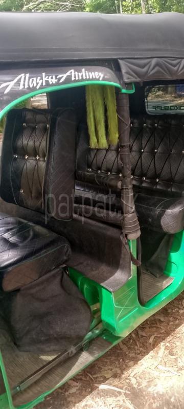 Bajaj Three Wheel 2011 - භාවිතා කරන ලද ත්‍රිරෝද රථය sale in Sri Lanka - patpat.lk