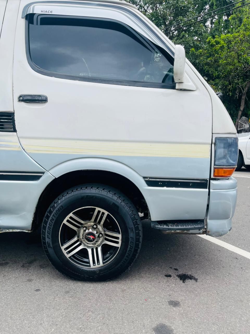 Toyota Hiace 1989 - Used Van sale in Sri Lanka - patpat.lk