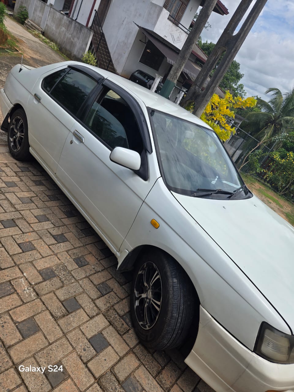 Nissan Bluebird 2000 - Used Car sale in Sri Lanka - patpat.lk