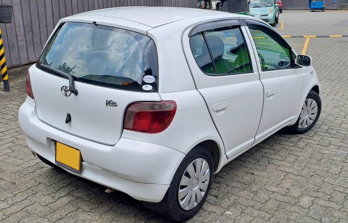 Toyota Vitz 2000 - Used Car sale in Sri Lanka - patpat.lk