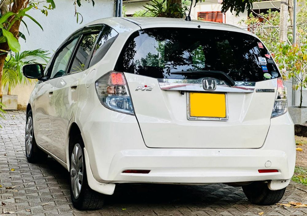 Toyota Vitz 2011 - Used Car sale in Sri Lanka - patpat.lk