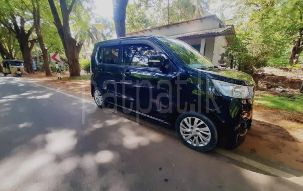 Suzuki Wagon R 2014 - பயன்படுத்தப்பட்டது கார் sale in Sri Lanka - patpat.lk