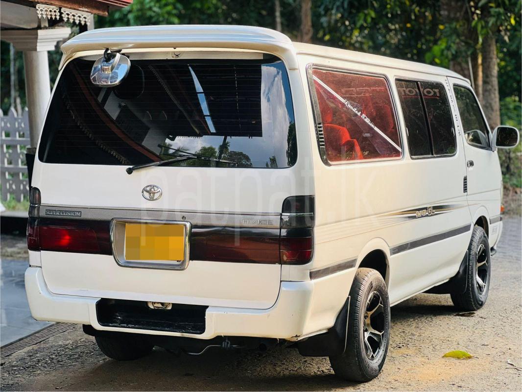 Toyota Hiace 1994 - பயன்படுத்தப்பட்டது வேன் sale in Sri Lanka - patpat.lk