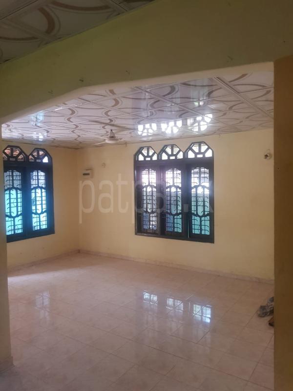 House for Sale in Minuwangoda ads-image-1