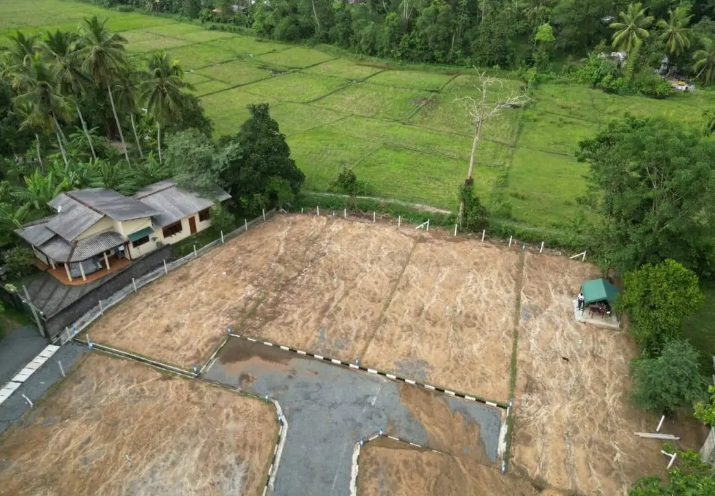 Residential Land for Sale in Galagedara