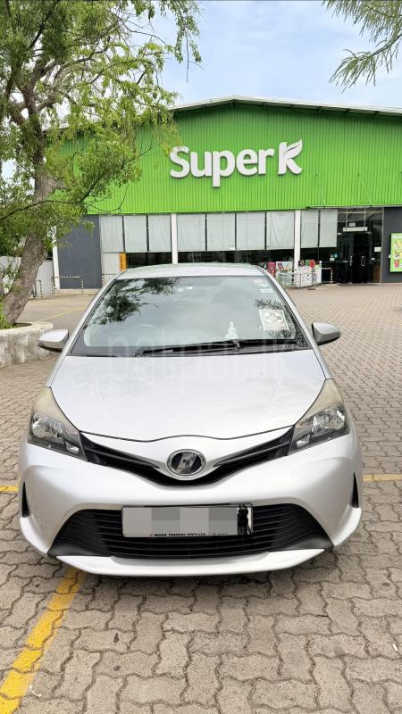 Toyota Vitz 2016 - பயன்படுத்தப்பட்டது கார் sale in Sri Lanka - patpat.lk