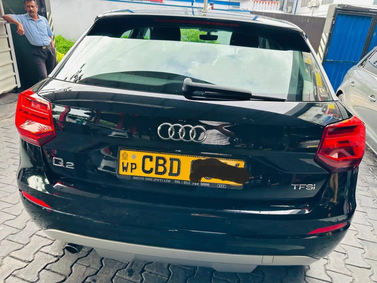 Audi Q2 2018 - பயன்படுத்தப்பட்டது SUV sale in Sri Lanka - patpat.lk