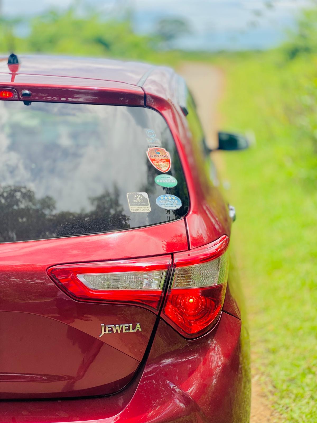 Toyota Vitz 2018 - பயன்படுத்தப்பட்டது கார் sale in Sri Lanka - patpat.lk