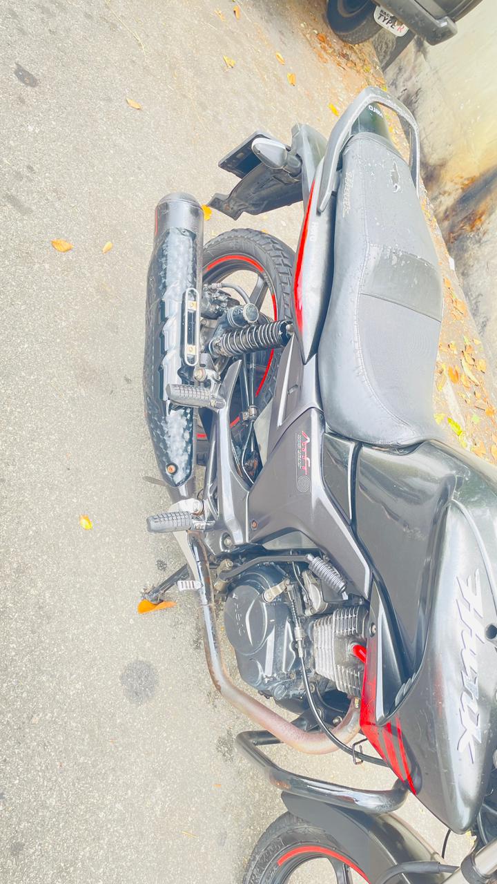 Hero Hunk 2017 - பயன்படுத்தப்பட்டது பைக் sale in Sri Lanka - patpat.lk