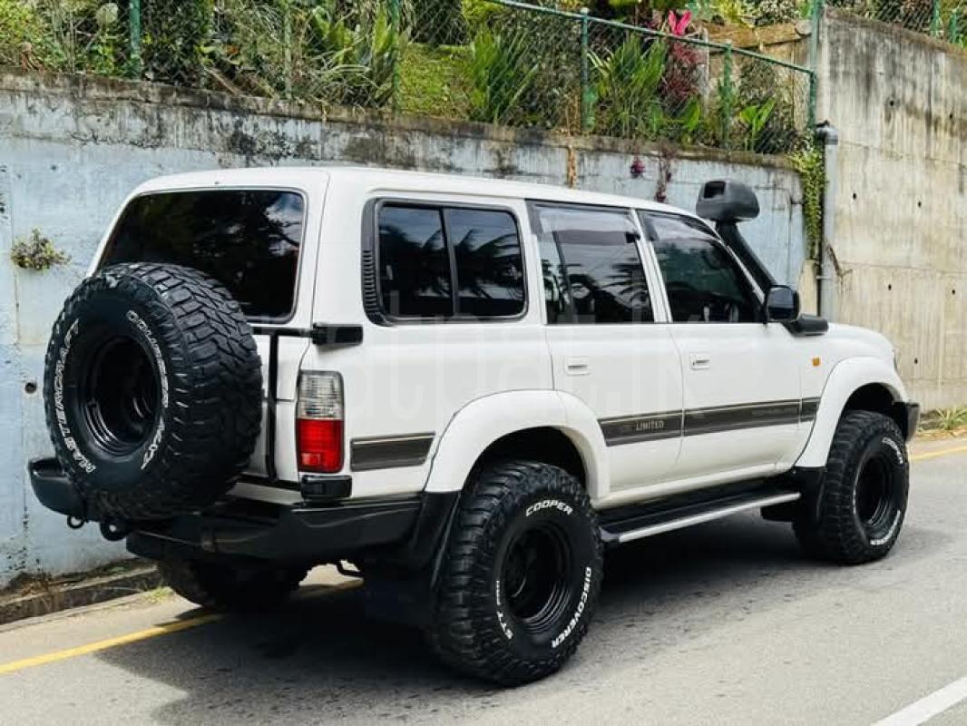Toyota Land Cruiser 1997 - භාවිතා කරන ලද SUV රථය sale in Sri Lanka - patpat.lk