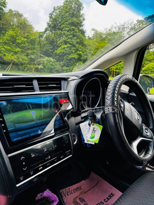 Honda Fit 2015 - பயன்படுத்தப்பட்டது கார் sale in Sri Lanka - patpat.lk