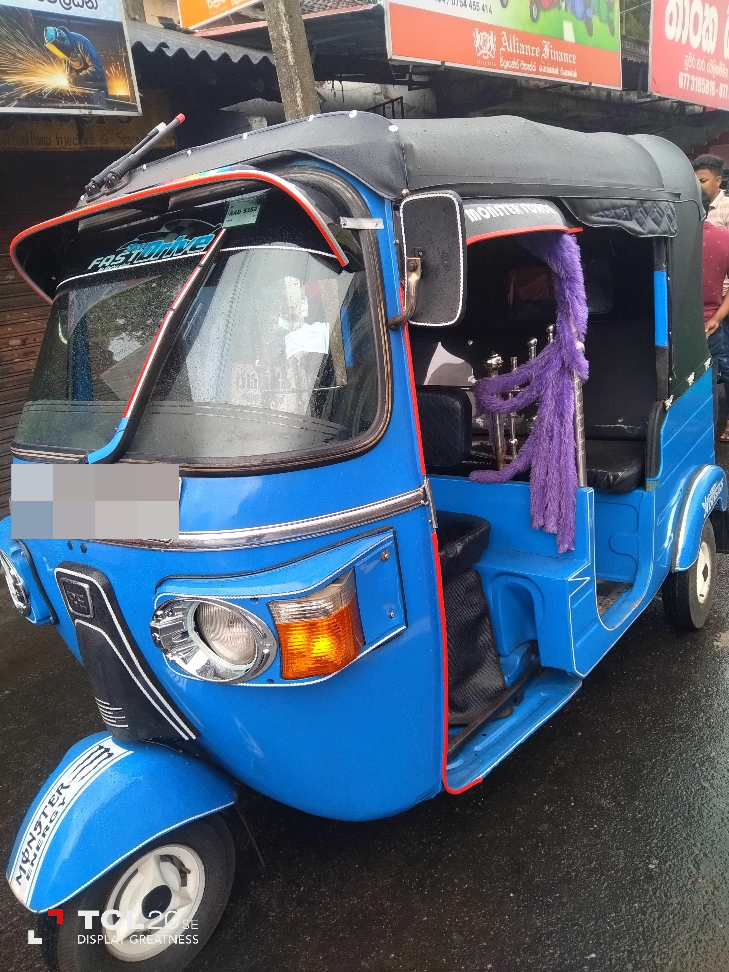 Bajaj 4 stroke 2012 - Used Three wheeler sale in Sri Lanka - patpat.lk