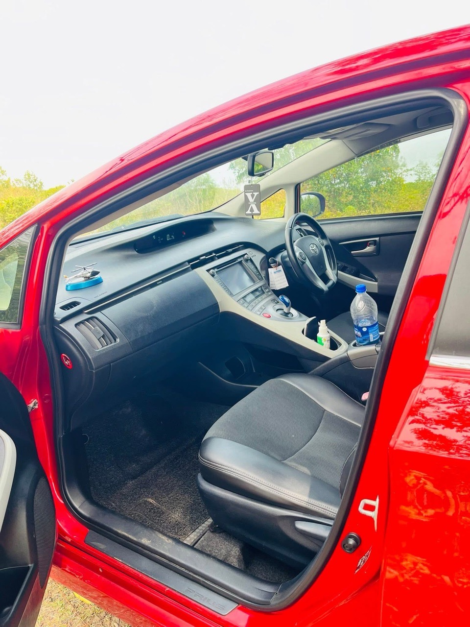 Toyota Prius 2012 - Used Car sale in Sri Lanka - patpat.lk