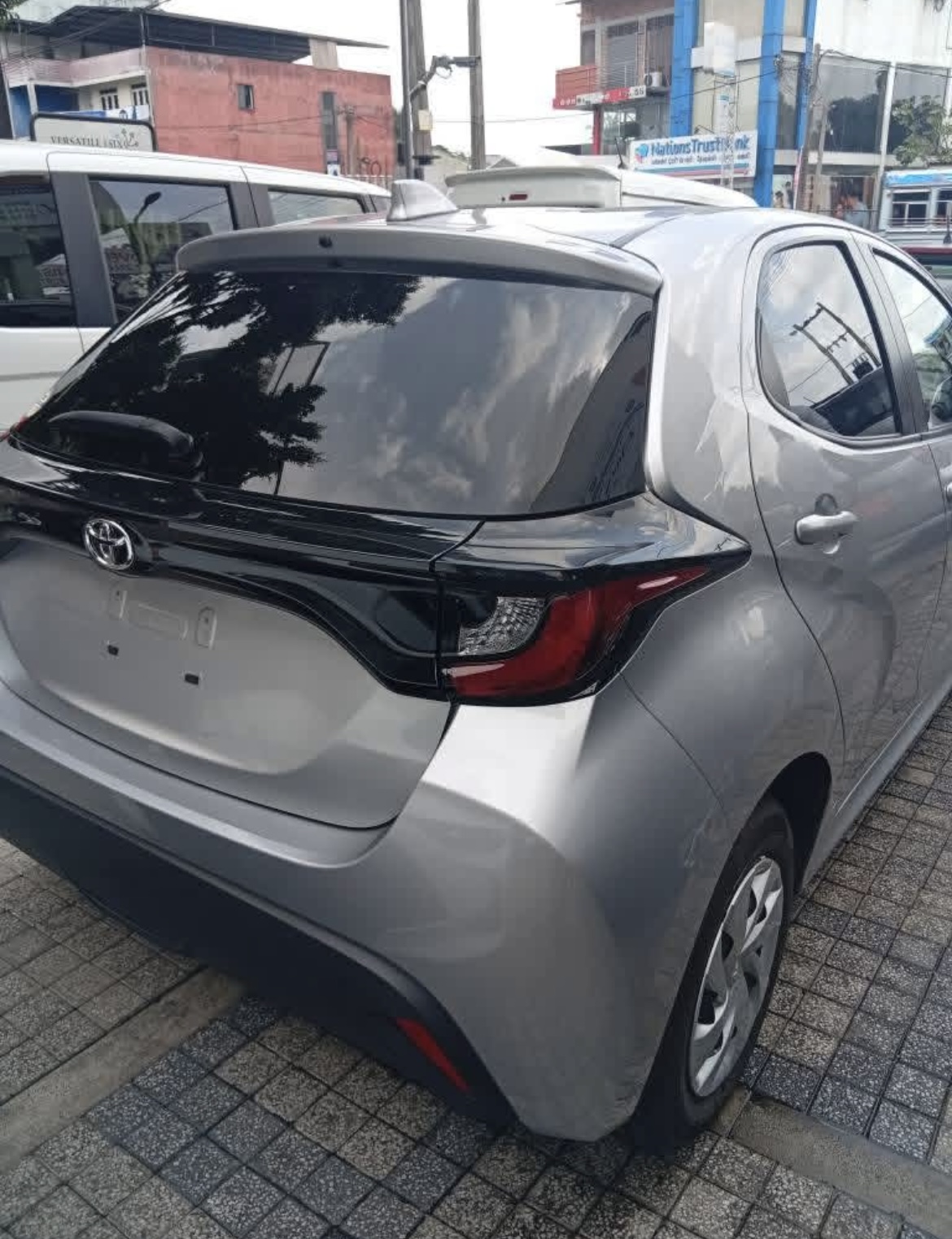 Toyota Yaris 2023 - சான்றளிக்கப்பட்டது கார் sale in Sri Lanka - patpat.lk