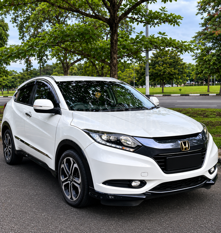 Honda Vezel 2015 - භාවිතා කරන ලද SUV රථය sale in Sri Lanka - patpat.lk