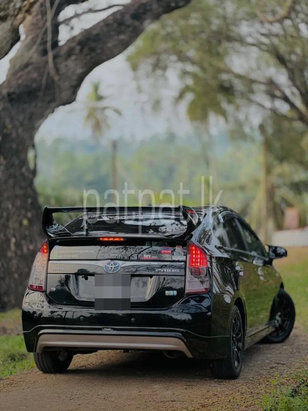 Toyota Prius 2012 - பயன்படுத்தப்பட்டது கார் sale in Sri Lanka - patpat.lk