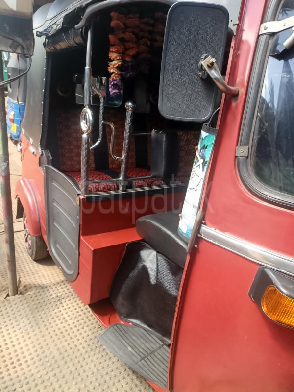 Bajaj 4 stroke 2007 - பயன்படுத்தப்பட்டது முச்சக்கர வண்டி sale in Sri Lanka - patpat.lk