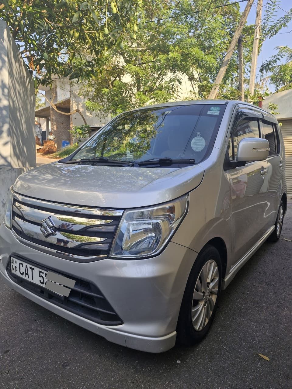 Suzuki Wagon R 2015 - භාවිතා කරන ලද කාර් sale in Sri Lanka - patpat.lk