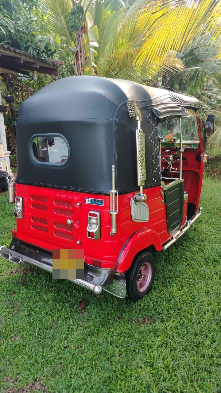 Bajaj Three Wheel 1999 - பயன்படுத்தப்பட்டது முச்சக்கர வண்டி sale in Sri Lanka - patpat.lk