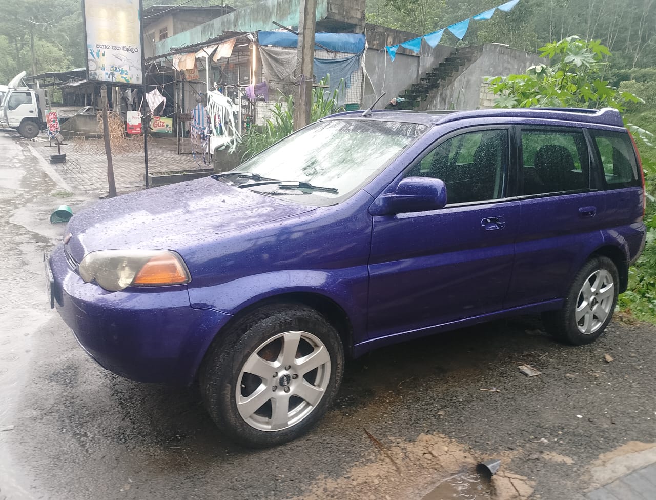 Honda HRV 2000 - பயன்படுத்தப்பட்டது SUV sale in Sri Lanka - patpat.lk