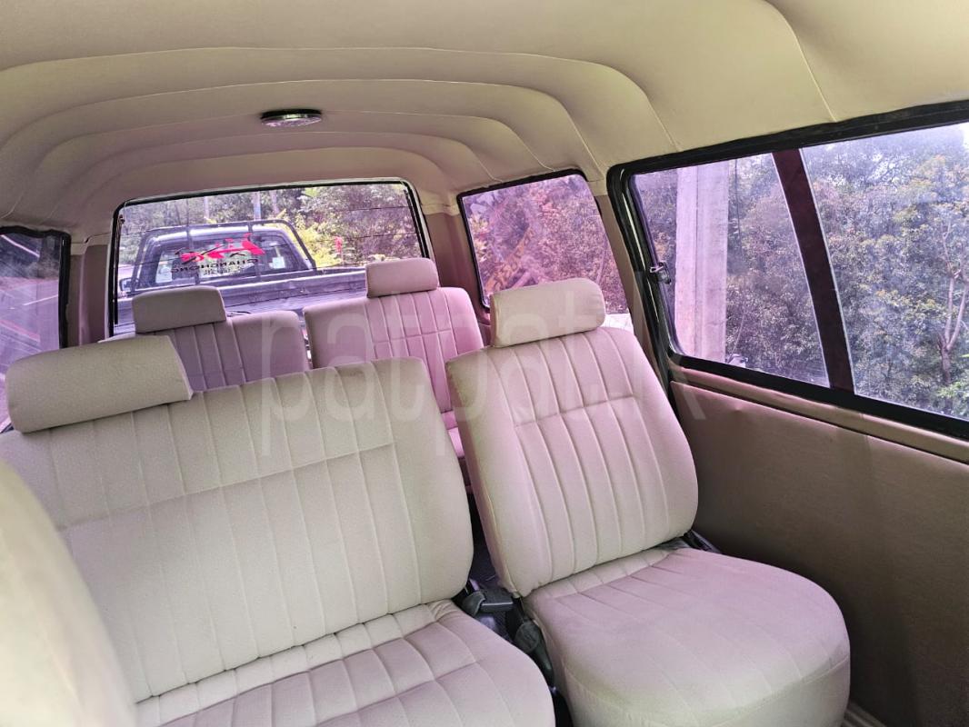 Nissan Largo 1996 - பயன்படுத்தப்பட்டது வேன் sale in Sri Lanka - patpat.lk