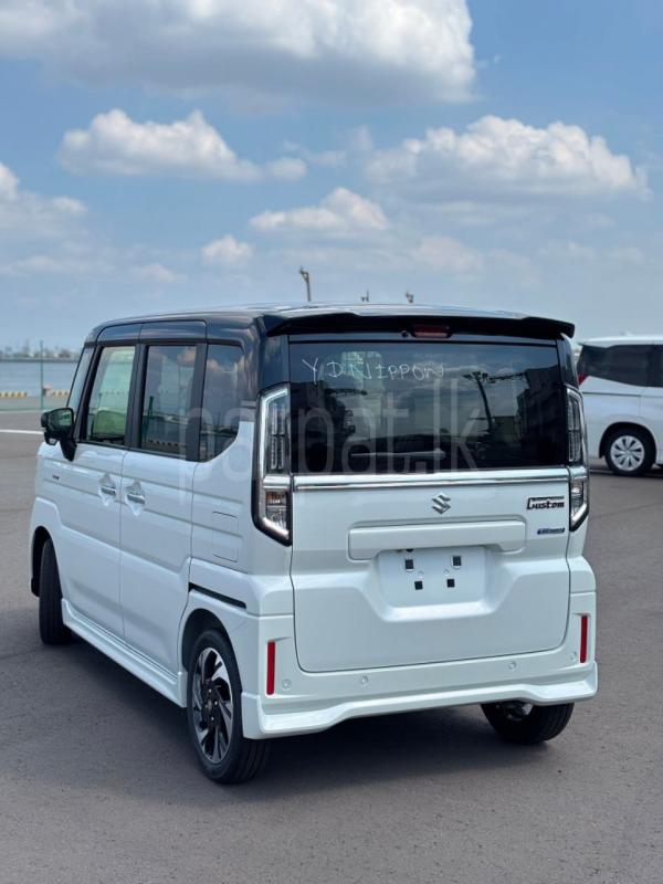 Advertisement image 4