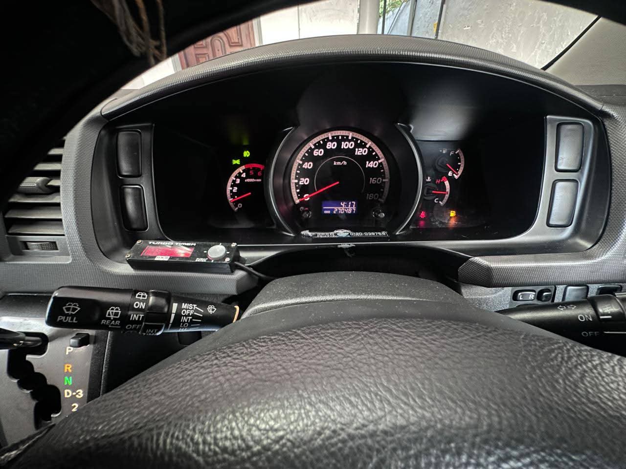 Toyota Super GL 2005 - பயன்படுத்தப்பட்டது வேன் sale in Sri Lanka - patpat.lk