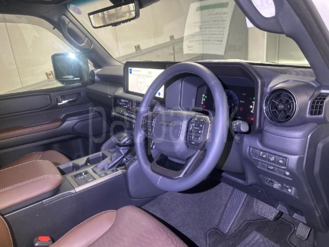 Advertisement image 6