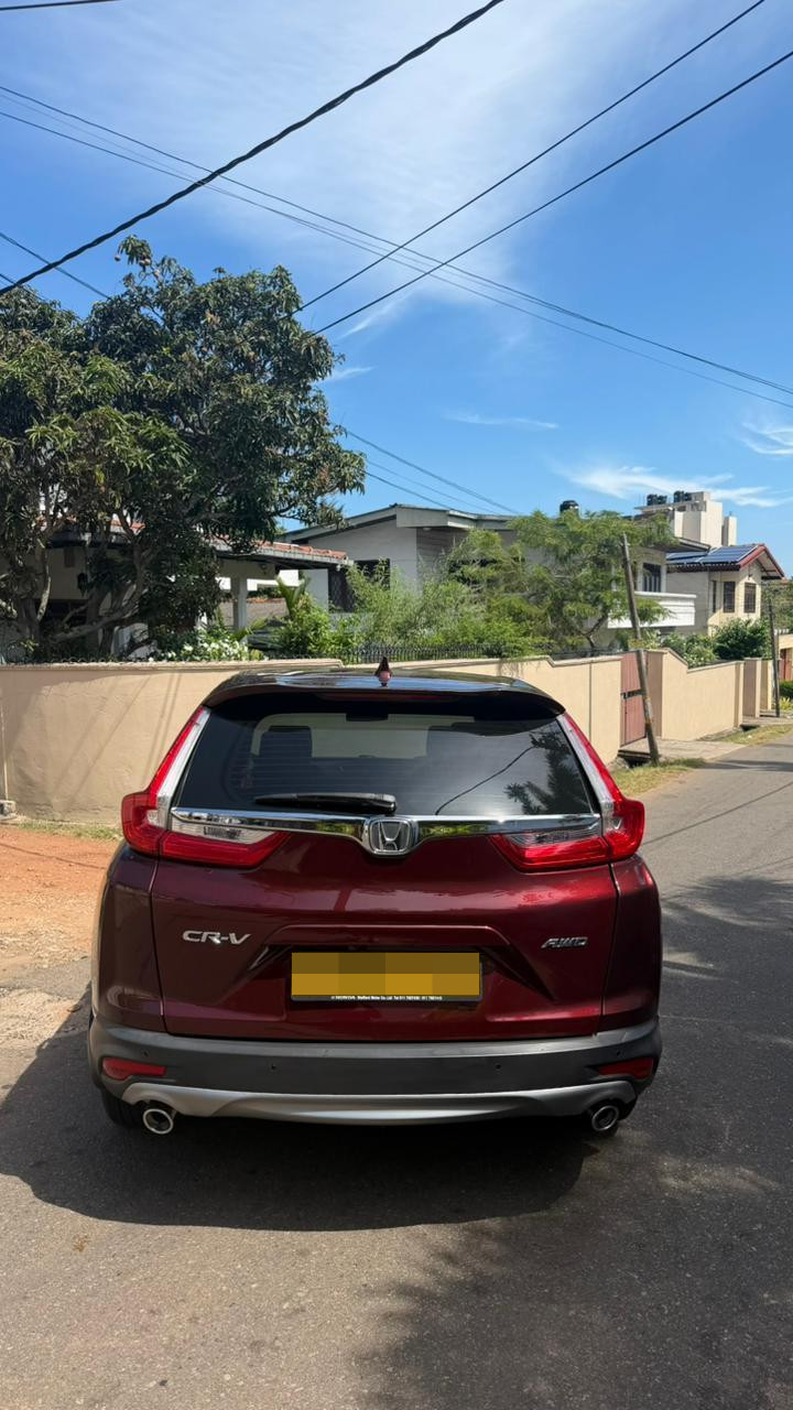 Honda CR V 2018 - Used SUV sale in Sri Lanka - patpat.lk