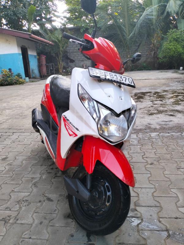 Advertisement image 1