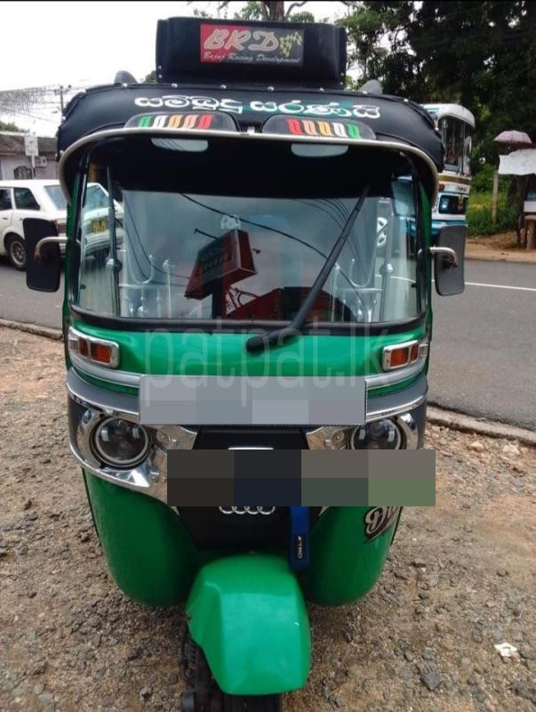 Bajaj Three Wheel 2016 - Used Three wheeler sale in Sri Lanka - patpat.lk