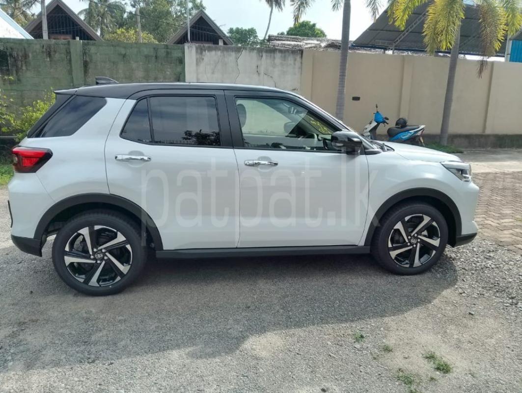 Advertisement image 4