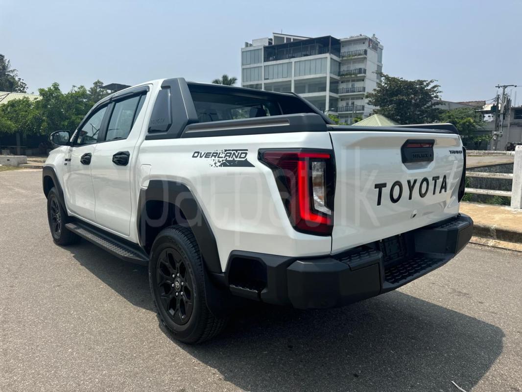 Advertisement image 6