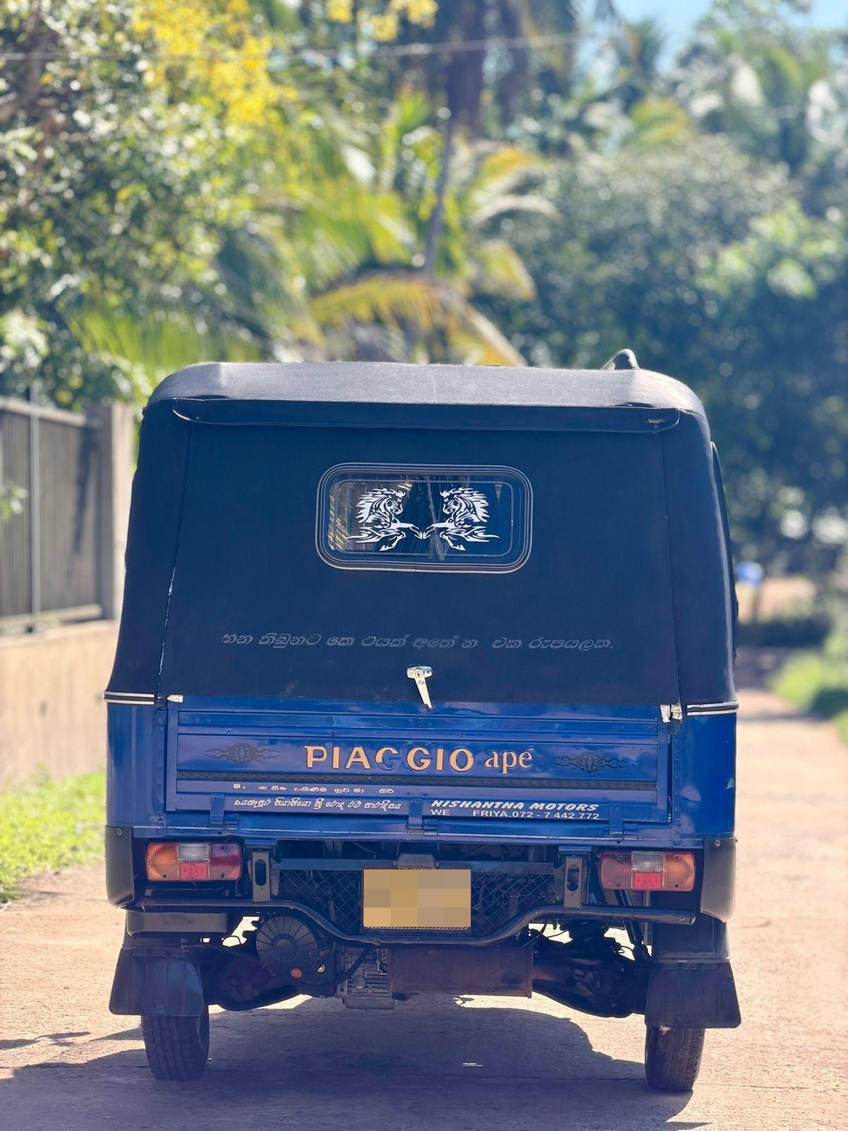 Piaggio Three Wheel 2014 - Used Three wheeler sale in Sri Lanka - patpat.lk