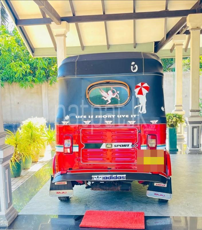 Bajaj Three Wheel 2015 - பயன்படுத்தப்பட்டது முச்சக்கர வண்டி sale in Sri Lanka - patpat.lk