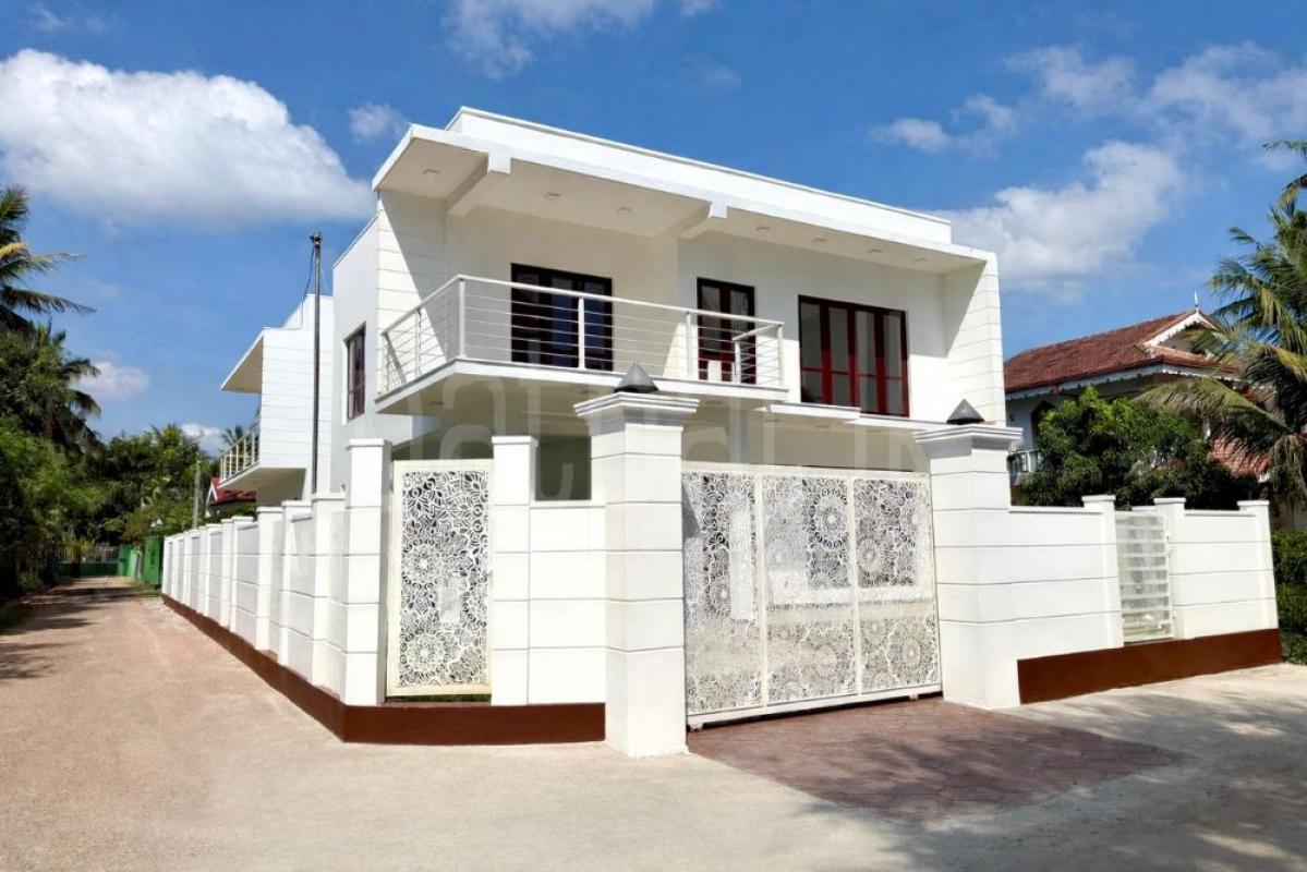 House for Sale in Wennappuwa ads-image-1