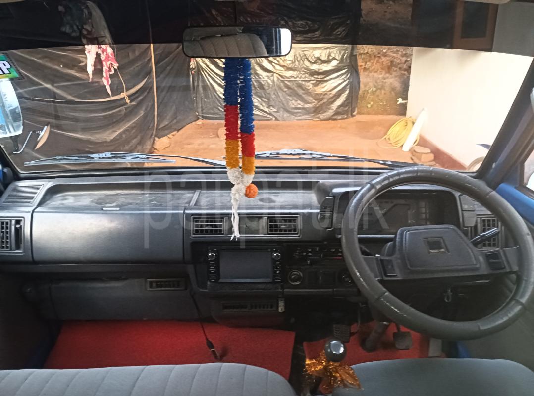 Nissan Vanette 1996 - பயன்படுத்தப்பட்டது வேன் sale in Sri Lanka - patpat.lk