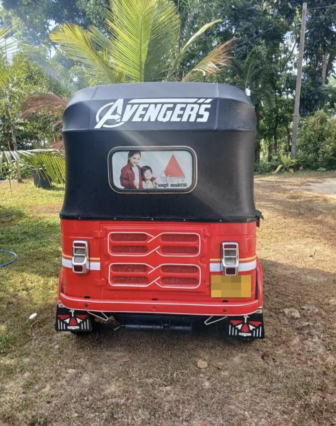 Bajaj Three Wheel 2015 - භාවිතා කරන ලද ත්‍රිරෝද රථය sale in Sri Lanka - patpat.lk