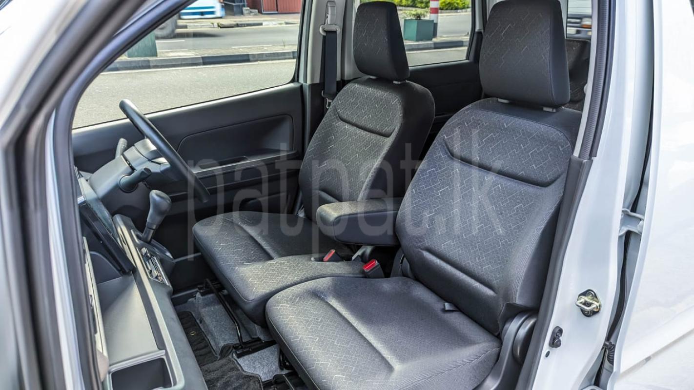 Advertisement image 4