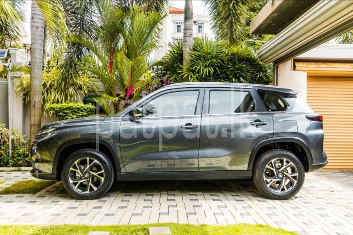 Advertisement image 3