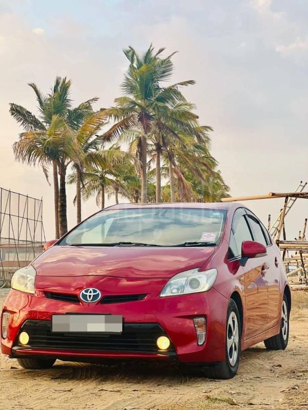 Toyota Prius 2012 - Used Car sale in Sri Lanka - patpat.lk