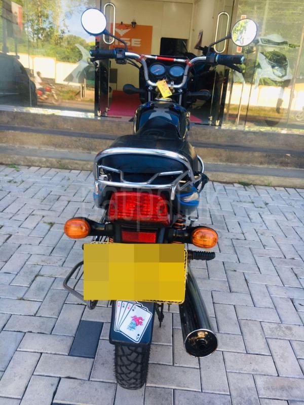Bajaj CT100 2015 - பயன்படுத்தப்பட்டது பைக் sale in Sri Lanka - patpat.lk