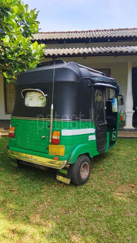 Bajaj 4 stroke 2011 - භාවිතා කරන ලද ත්‍රිරෝද රථය sale in Sri Lanka - patpat.lk